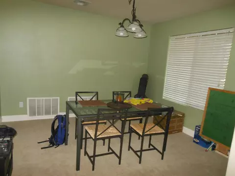 3239 Willowbrook Ave, Palmdale, CA 93551 photo 6