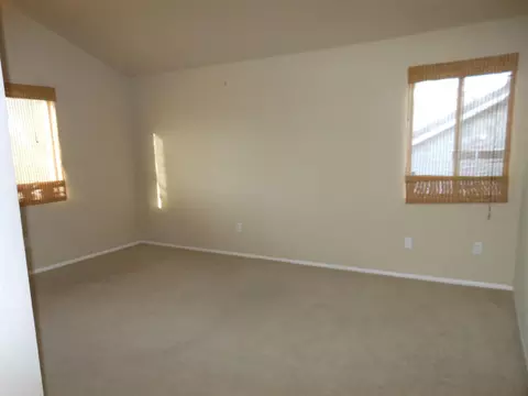 3239 Willowbrook Ave, Palmdale, CA 93551 photo 11