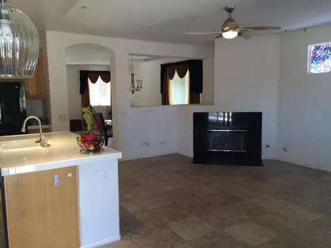 45615 Coventry Ct, Lancaster, CA 93534 photo 4