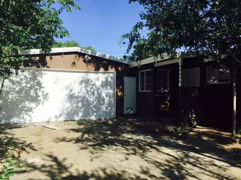 44133 2nd St E, Lancaster, CA 93535 photo 1