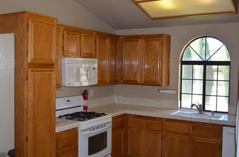 4360 Adobe Dr, Palmdale, CA 93552 photo 8