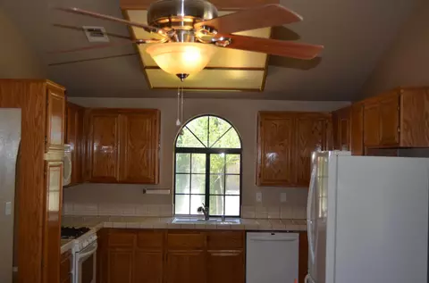 4360 Adobe Dr, Palmdale, CA 93552 photo 7