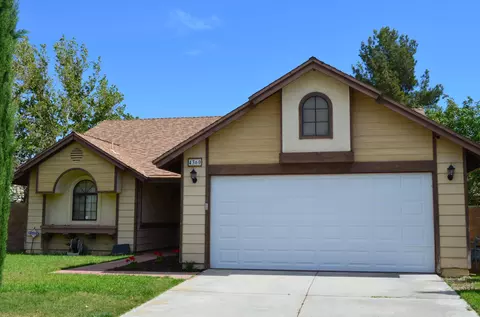 4360 Adobe Dr, Palmdale, CA 93552 photo 4