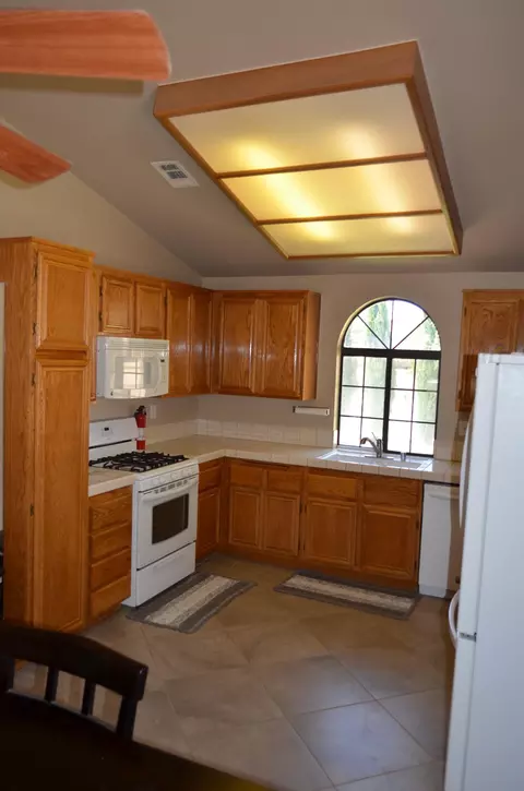 4360 Adobe Dr, Palmdale, CA 93552 photo 9