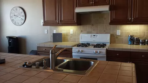 45526 2nd St E, Lancaster, CA 93535 photo 5