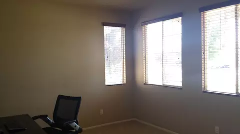 45526 2nd St E, Lancaster, CA 93535 photo 2