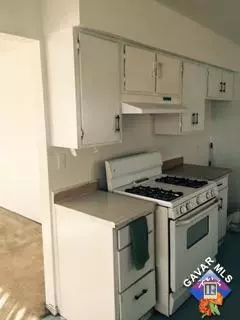639 E Ovington St, Lancaster, CA 93535 photo 5