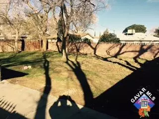 639 E Ovington St, Lancaster, CA 93535 photo 10