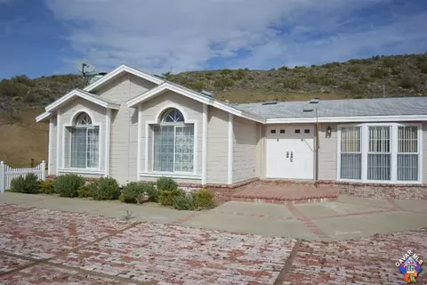 6749 Ranchitos Dr, Acton, CA 93510 photo 4