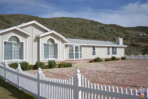 6749 Ranchitos Dr, Acton, CA 93510 photo 1