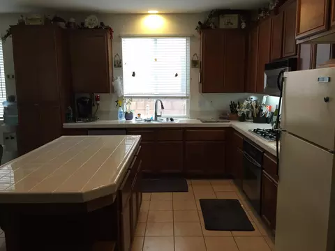 3035 Lumber St W, Lancaster, CA 93536 photo 4