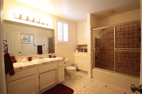 2819 Vahan Ct, Lancaster, CA 93536 photo 15