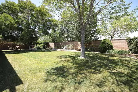 2819 Vahan Ct, Lancaster, CA 93536 photo 18