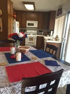 44203 Sancroft Ave, Lancaster, CA 93535 photo 6