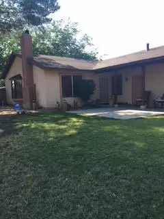 44203 Sancroft Ave, Lancaster, CA 93535 photo 2