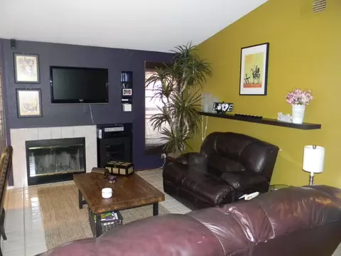 43219 Vineyard Dr, Lancaster, CA 93535 photo 11