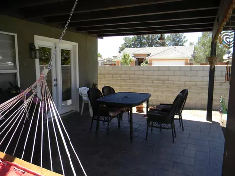 43219 Vineyard Dr, Lancaster, CA 93535 photo 19