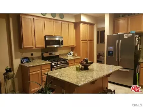 6011 Starview Dr, Lancaster, CA 93536 photo 5