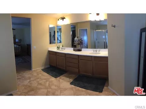 6011 Starview Dr, Lancaster, CA 93536 photo 9