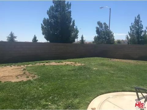 6011 Starview Dr, Lancaster, CA 93536 photo 15