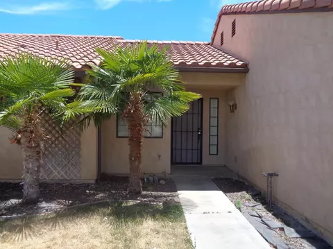4938 Silver Fox Ave, Palmdale, CA 93552 photo 2