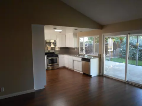 643 E Avenue J5, Lancaster, CA 93535 photo 8