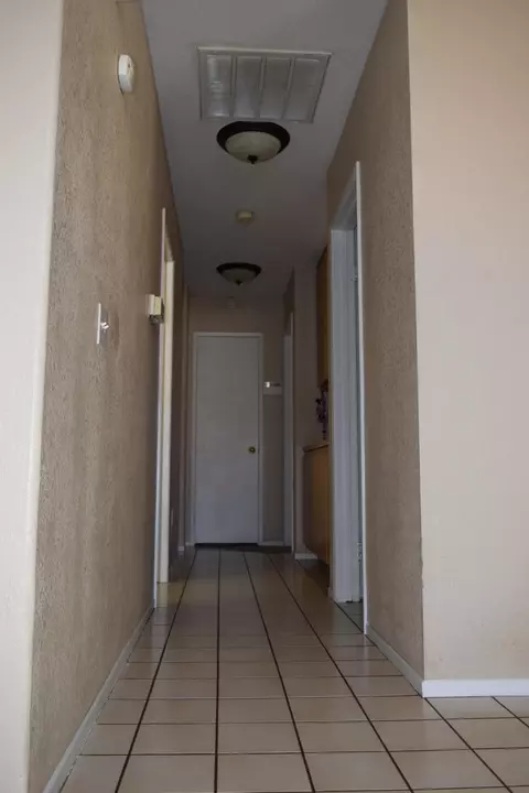 37049 57th St E, Palmdale, CA 93552 photo 3