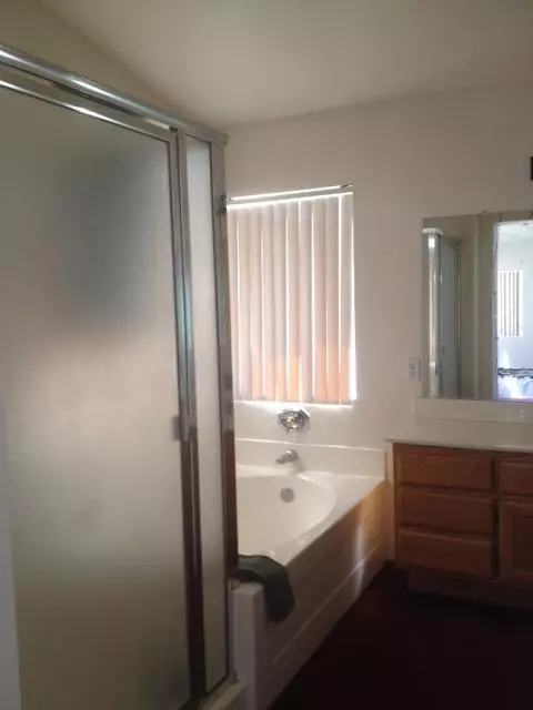 44574 Shadowcrest Dr, Lancaster, CA 93536 photo 11