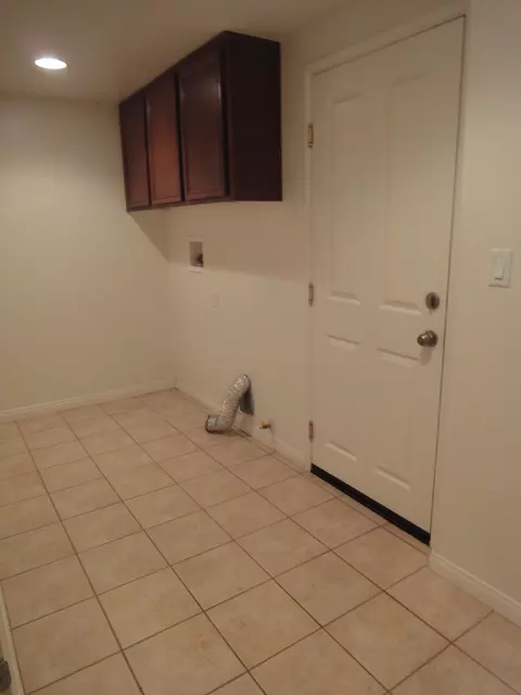 4144 Laredo Ln # B, Simi Valley, CA 93063 photo 11