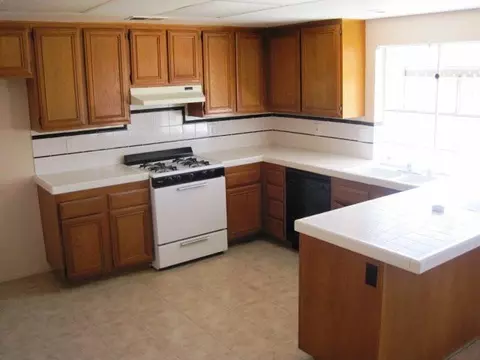 44633 26th St E, Lancaster, CA 93535 photo 8