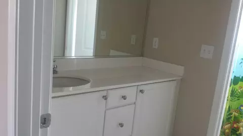 44260 Dahlia St, Lancaster, CA 93535 photo 7