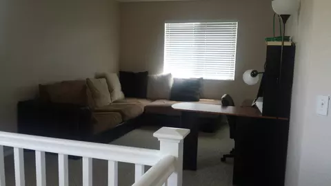 44260 Dahlia St, Lancaster, CA 93535 photo 5