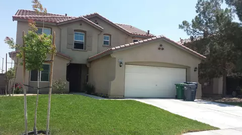 44260 Dahlia St, Lancaster, CA 93535 photo 1