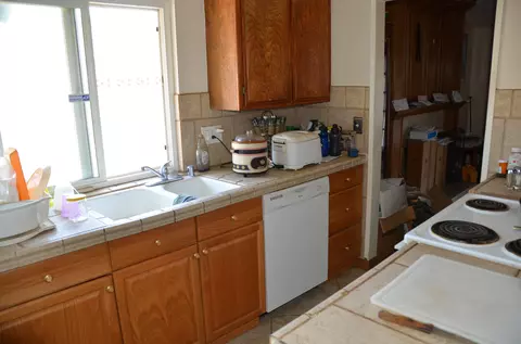 44307 Raysack Ave, Lancaster, CA 93535 photo 2