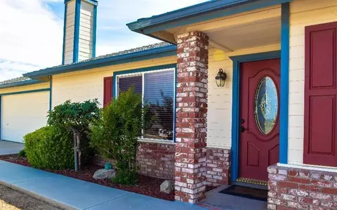 27300 Needles Ct, Tehachapi, CA 93561 photo 7