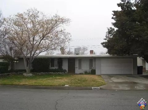 44423 3rd St, Lancaster, CA 93535 photo 1