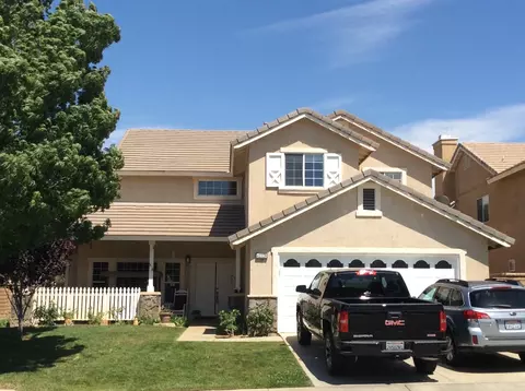 42328 Daniel Dr, Lancaster, CA 93536 photo 1