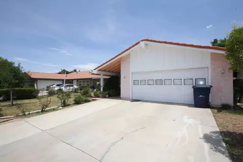 44636 Calston Ave, Lancaster, CA 93535 photo 2