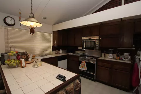 44636 Calston Ave, Lancaster, CA 93535 photo 8