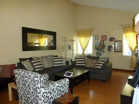 318 Avenue R12 E, Palmdale, CA 93550 photo 4