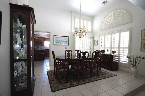 6905 Granada Dr, Palmdale, CA 93551 photo 6