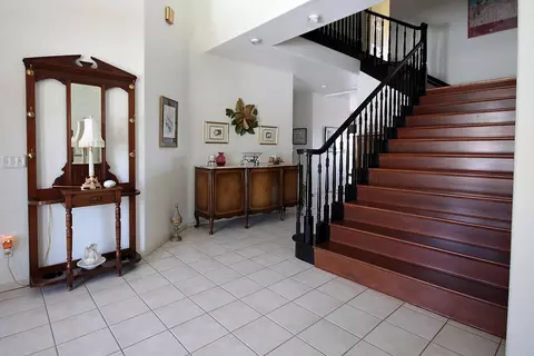 6905 Granada Dr, Palmdale, CA 93551 photo 3