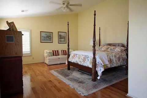 6905 Granada Dr, Palmdale, CA 93551 photo 13