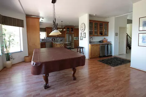 6905 Granada Dr, Palmdale, CA 93551 photo 8