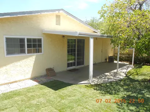 6826 Sagebrush Ave, Quartz Hill, CA 93536 photo 2