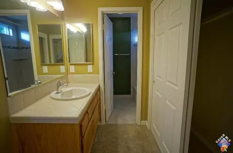 43044 Fenner Ave, Lancaster, CA 93536 photo 15