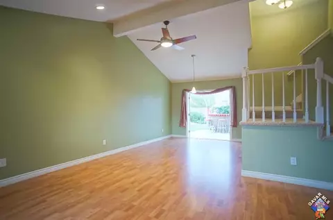 43044 Fenner Ave, Lancaster, CA 93536 photo 3