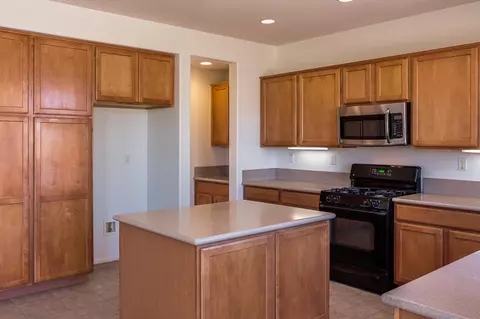 44821 Ruthron St, Lancaster, CA 93536 photo 10