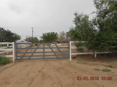 8031 Avenue E W, Lancaster, CA 93536 photo 31