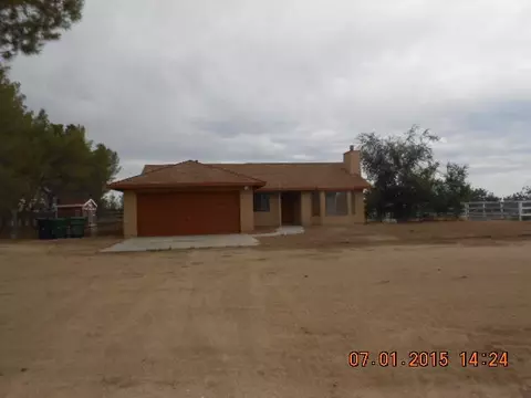 8031 Avenue E W, Lancaster, CA 93536 photo 3